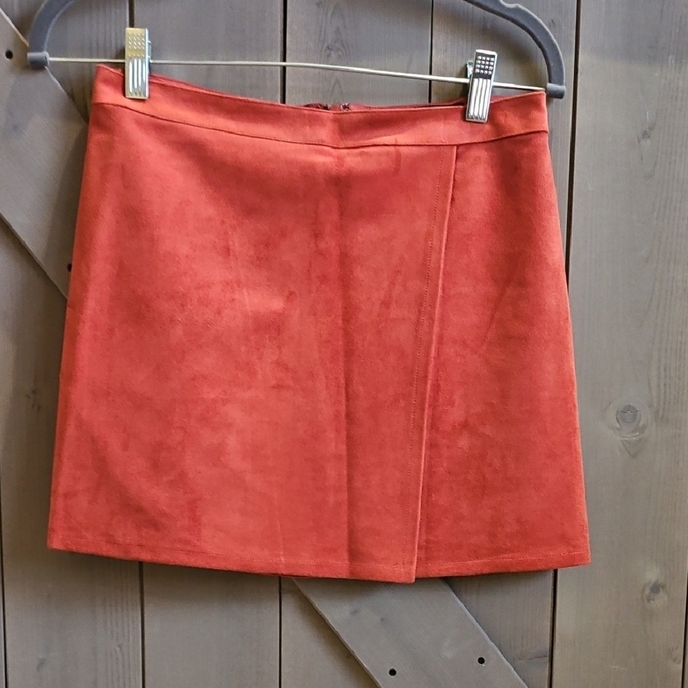 Elegant Coral Mini Skirt
